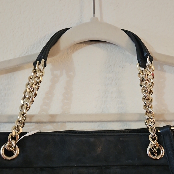 Kate Spade Black Shoulder Bag with Gold Accents - Picture 3 of 7